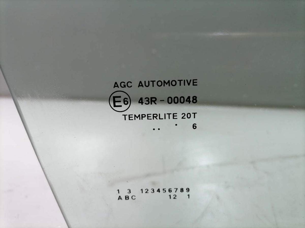 Peugeot 108 original T&uuml;rscheibe vorn rechts 5-T&uuml;rer Bj.2016